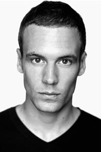 Ник Блад (Nick Blood)