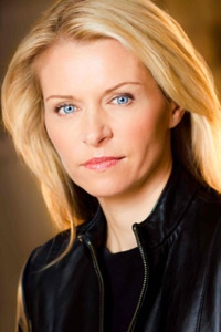 Энн Мари ДеЛуис (Anne Marie DeLuise)
