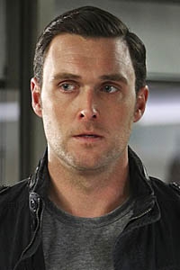 Овайн Йомэн (Owain Yeoman)