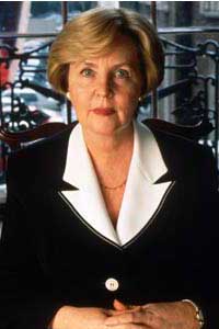 Полин Коллинз (Pauline Collins)