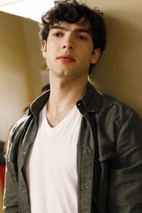 Итан Пек (Ethan Peck)