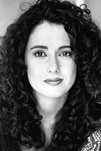 Джулианна Бушер (Julianne Buescher)