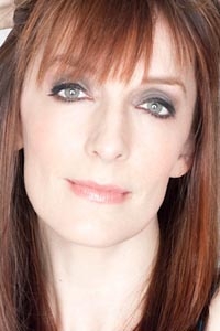 Джулия Мерни (Julia Murney)