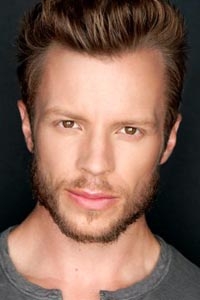 Дастин Лейтон (Dustin Leighton)