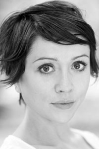 Лаура Пайпер (Laura Pyper)