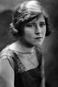 Сара Й. Мэйсон (Sarah Y. Mason)