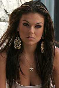 Серинда Свон (Serinda Swan)