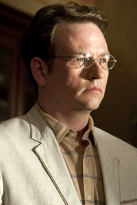 Даллас Робертс (Dallas Roberts)