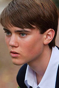 Камерон Брайт (Cameron Bright)