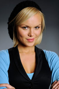 Аня Монзикова (Anya Monzikova)