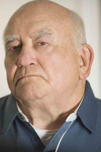 Эдвард Эснер (Edward Asner)