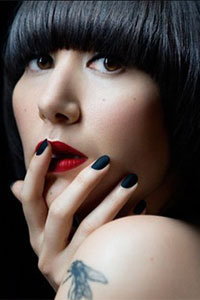 Карен Орзолек (Karen O) Карен Орзолек (Karen O)