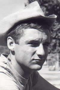 Джеймс Уитмор (James Whitmore)