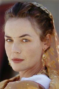Конни Нильсен (Connie Nielsen)