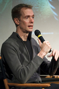 Даг Джонс (Doug Jones)