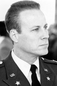 Джон Херд (John Heard)