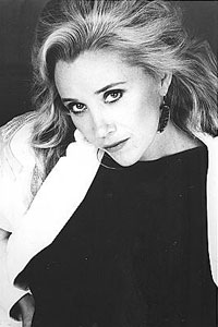 Салли Керкленд (Sally Kirkland)