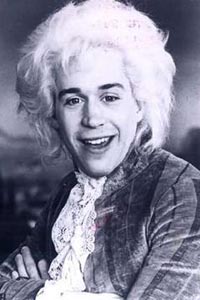 Том Халс (Tom Hulce)