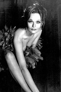 Валери Перрайн (Valerie Perrine)