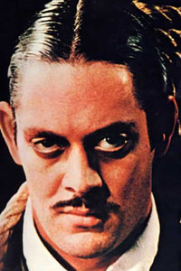 Рауль Хулиа (Raul Julia)