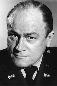 Э. Г. Маршалл (E.G. Marshall) Э. Г. Маршалл (E.G. Marshall)