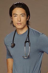 Дэниэл Хенни (Daniel Henney)