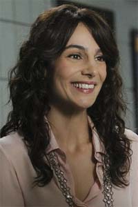 Энни Париссе (Annie Parisse)