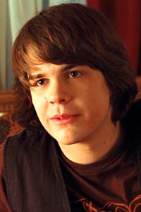 Джонни Симмонс (Johnny Simmons)