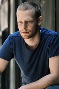 Джонни Льюис (Johnny Lewis)