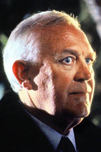 Джосс Экленд (Joss Ackland)