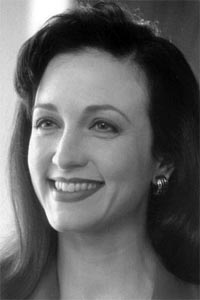 Биби Нойуэрт (Bebe Neuwirth)