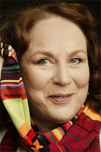 Пэм Феррис (Pam Ferris)