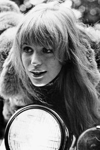 Марианна Фэйтфулл (Marianne Faithfull)