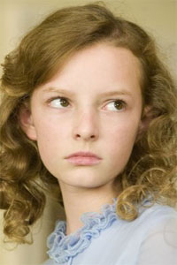 Дакота Блю Ричардс (Dakota Blue Richards)