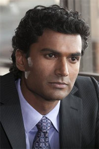 Сендхил Рамамурти (Sendhil Ramamurthy)