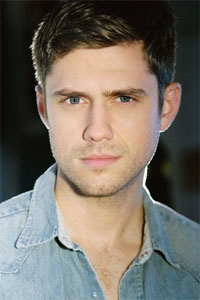 Аарон Твейт (Aaron Tveit)