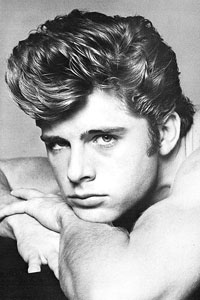 Максвелл Колфилд (Maxwell Caulfield)
