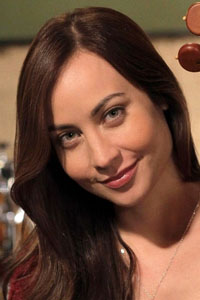 Кортни Форд (Courtney Ford)