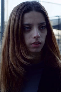 Анджела Сарафян (Angela Sarafyan)