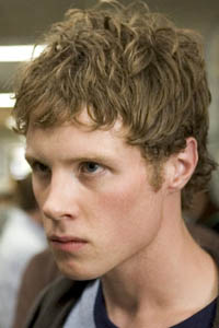 Эштон Холмс (Ashton Holmes)