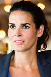 Энджи Хэрмон (Angie Harmon) Энджи Хэрмон (Angie Harmon)