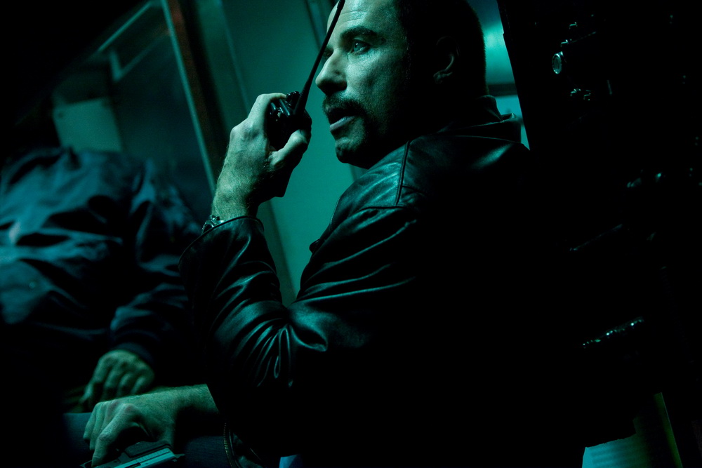 Фильм Опасные пассажиры поезда 123 (2009). Кадр N25142