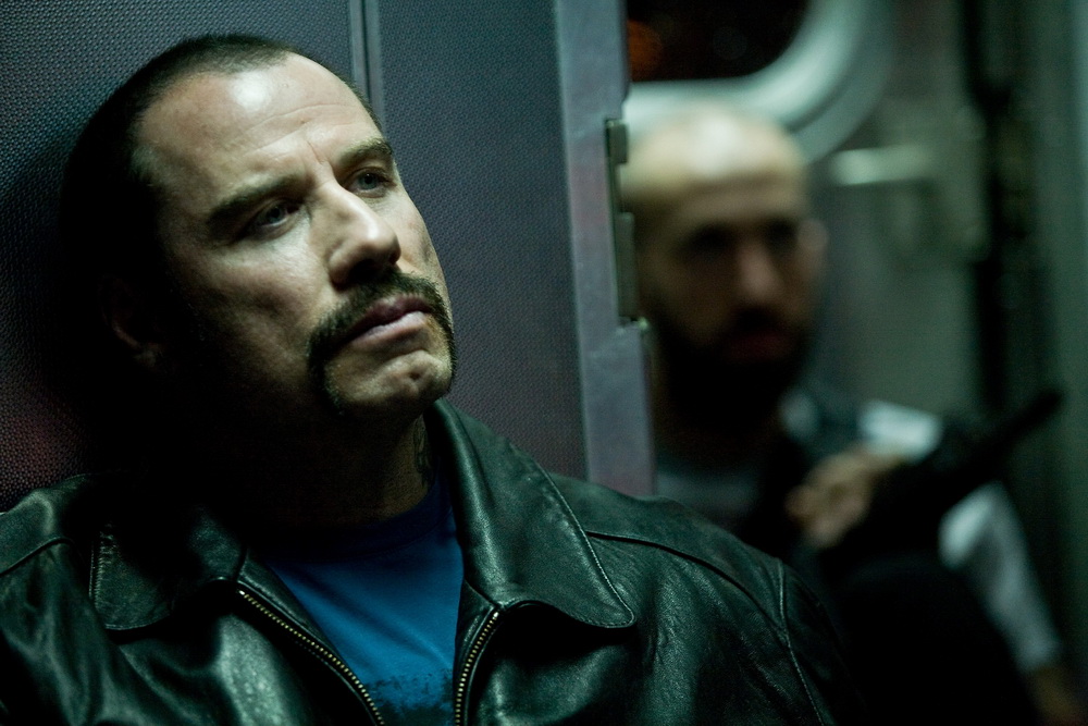 Фильм Опасные пассажиры поезда 123 (2009). Кадр N25143