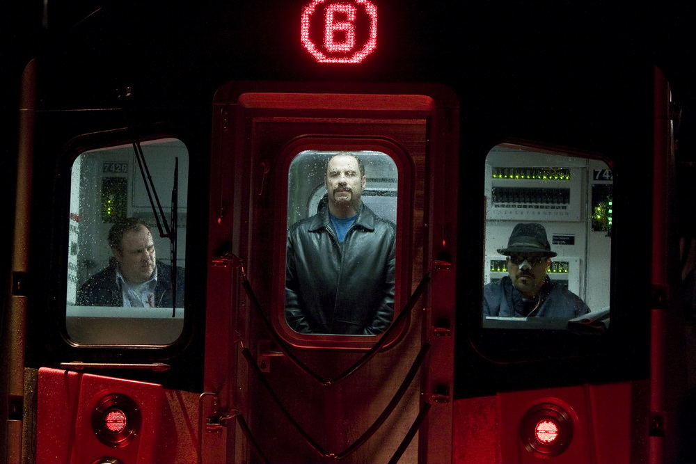 Фильм Опасные пассажиры поезда 123 (2009). Кадр N25147