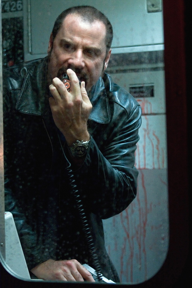 Фильм Опасные пассажиры поезда 123 (2009). Кадр N25138