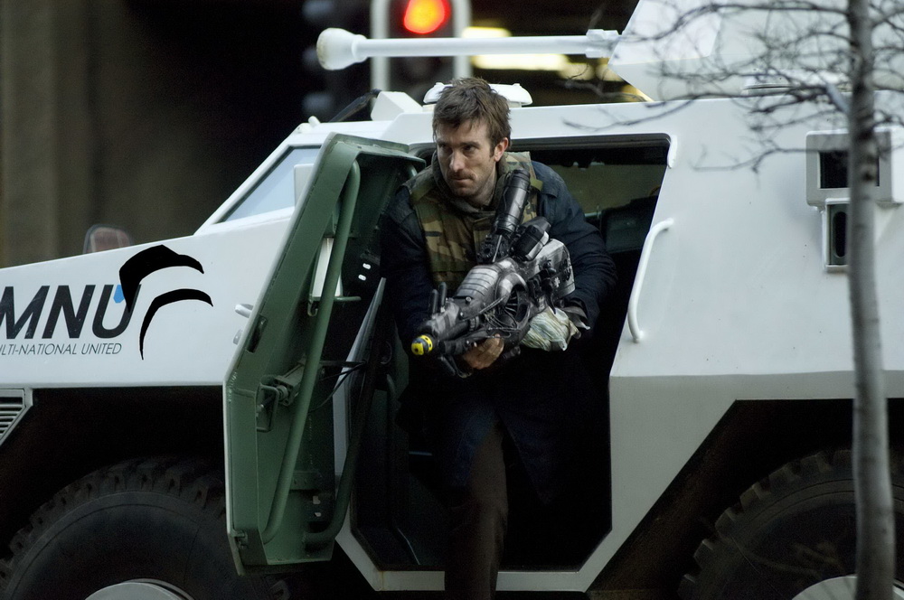 Фильм Район №9 (2009). Кадр N25158
