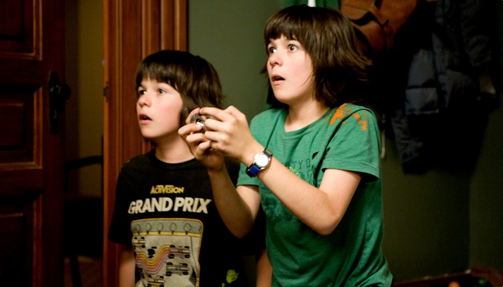 Фильм Пришельцы на чердаке (2009). Кадр N36533