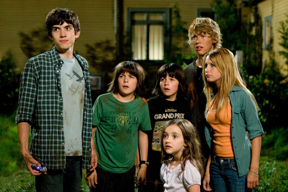 Фильм Пришельцы на чердаке (2009). Кадр N36519