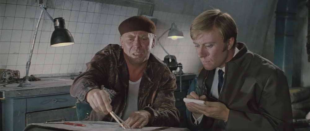 Фильм Бриллиантовая рука (1968). Кадр N38184