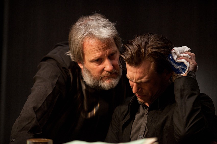 Фильм Петля времени (2012). Кадр N39486